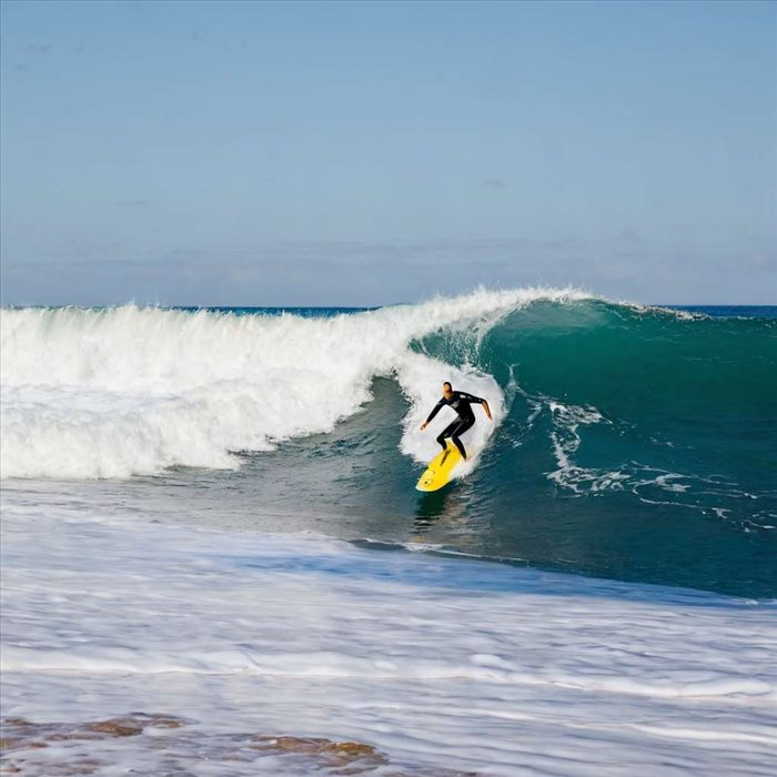 Découvrez les Meilleurs Spots de Surf à Fuerteventura